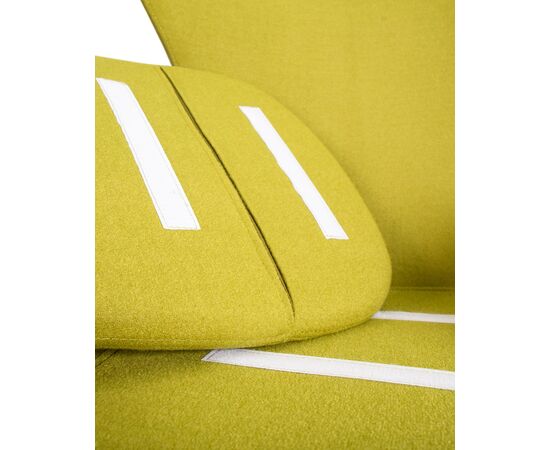 Кресло дизайнерское DOBRIN EGG, светло-зеленая ткань AF3, Вариант: светло-зеленая ткань AF3, изображение 10 | Интернет магазин мебели и декора LifeDekor