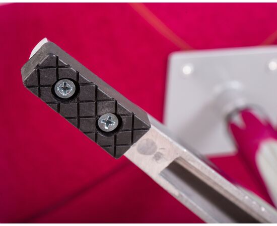 Кресло дизайнерское DOBRIN SWAN, бордо ткань AF5, алюминиевое основание, Вариант: бордо ткань AF5, алюминиевое основание, изображение 10 | Интернет магазин мебели и декора LifeDekor