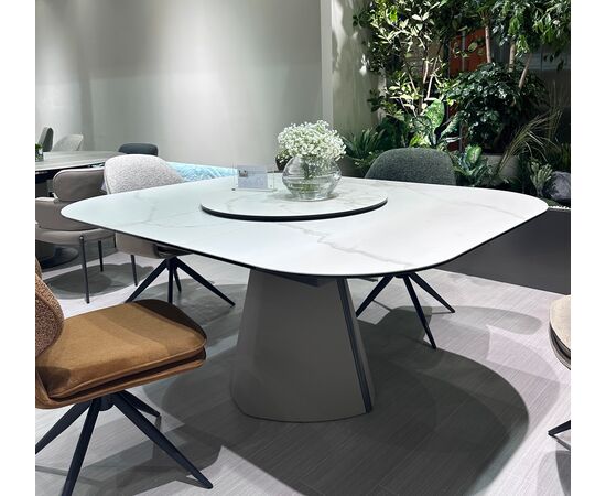 Стол RUBEN 132 TL-109 Серый мрамор, испанская керамика, стекло / Латте, ®DISAUR, изображение 2 | Интернет магазин мебели и декора LifeDekor