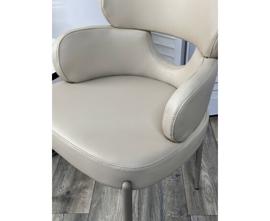 Стул VALTER HF017-02 Бежевый, экокожа / Латте каркас, ®DISAUR, изображение 3 | Интернет магазин мебели и декора LifeDekor
