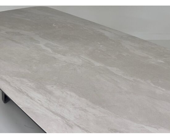 Стол KENT 200 TL-109, испанская керамика / Темно-серый каркас, ®DISAUR, изображение 4 | Интернет магазин мебели и декора LifeDekor