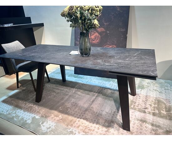 Стол BETIS 180 MATTE GILDED WHITE SOLID CERAMIC / Орех, ®DISAUR | Интернет магазин мебели и декора LifeDekor