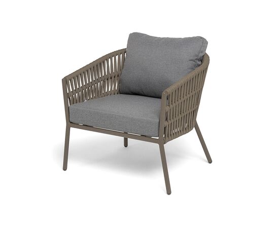 "Комо" кресло плетеное из роупа, каркас алюминий бежево-серый (RAL7006) муар, роуп серо-коричневый 23мм, ткань темно-серая 027 | Интернет магазин мебели и декора LifeDekor