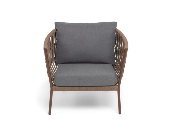 "Диего" кресло плетеное из роупа, каркас алюминий коричневый (RAL8016) муар, роуп коричневый круглый, ткань темно-серая 027, изображение 2 | Интернет магазин мебели и декора LifeDekor