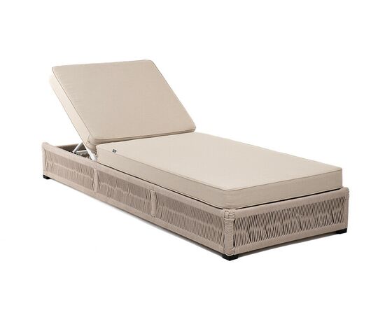 "Ривьера" шезлонг плетеный из роупа, каркас алюминий белый муар, роуп бежевый круглый, ткань бежевая 052 | Интернет магазин мебели и декора LifeDekor