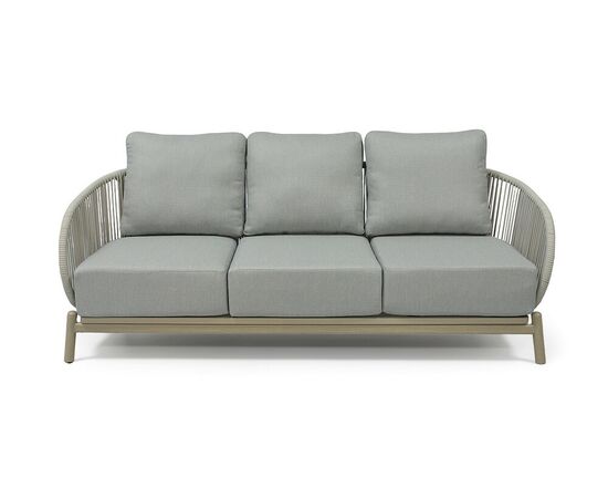 "Прато" диван трехместный из искусственного ротанга, цвет светло-серый, каркас под дерево (холодно-бежевый), изображение 2 | Интернет магазин мебели и декора LifeDekor