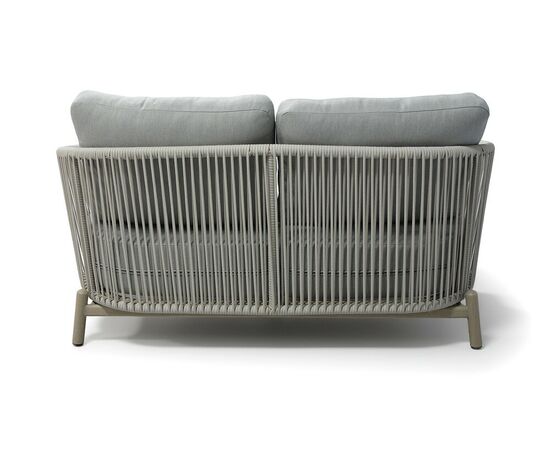 "Прато" диван двухместный из искусственного ротанга, цвет светло-серый, каркас под дерево (холодно-бежевый), изображение 4 | Интернет магазин мебели и декора LifeDekor